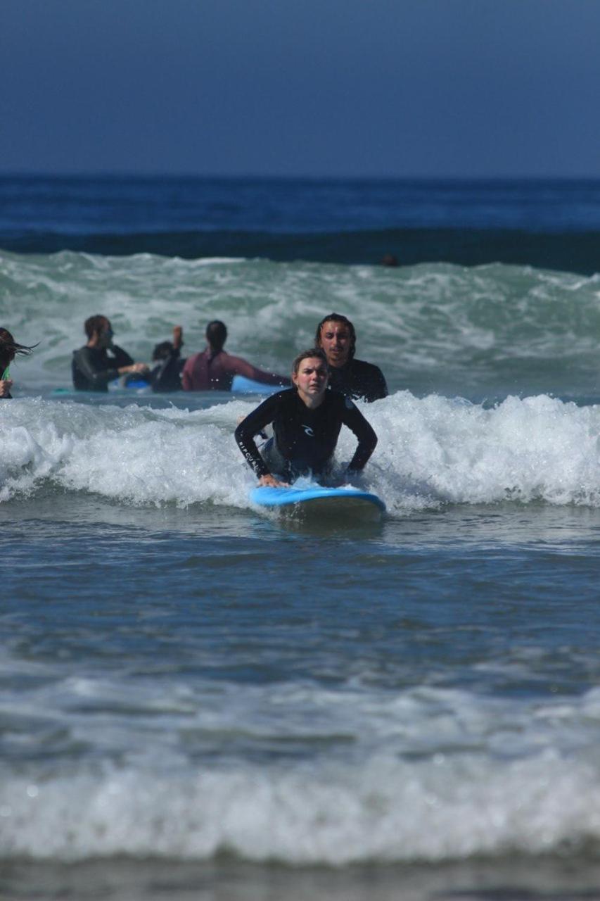 Sable Beach Surf Camp Tamraght Esterno foto