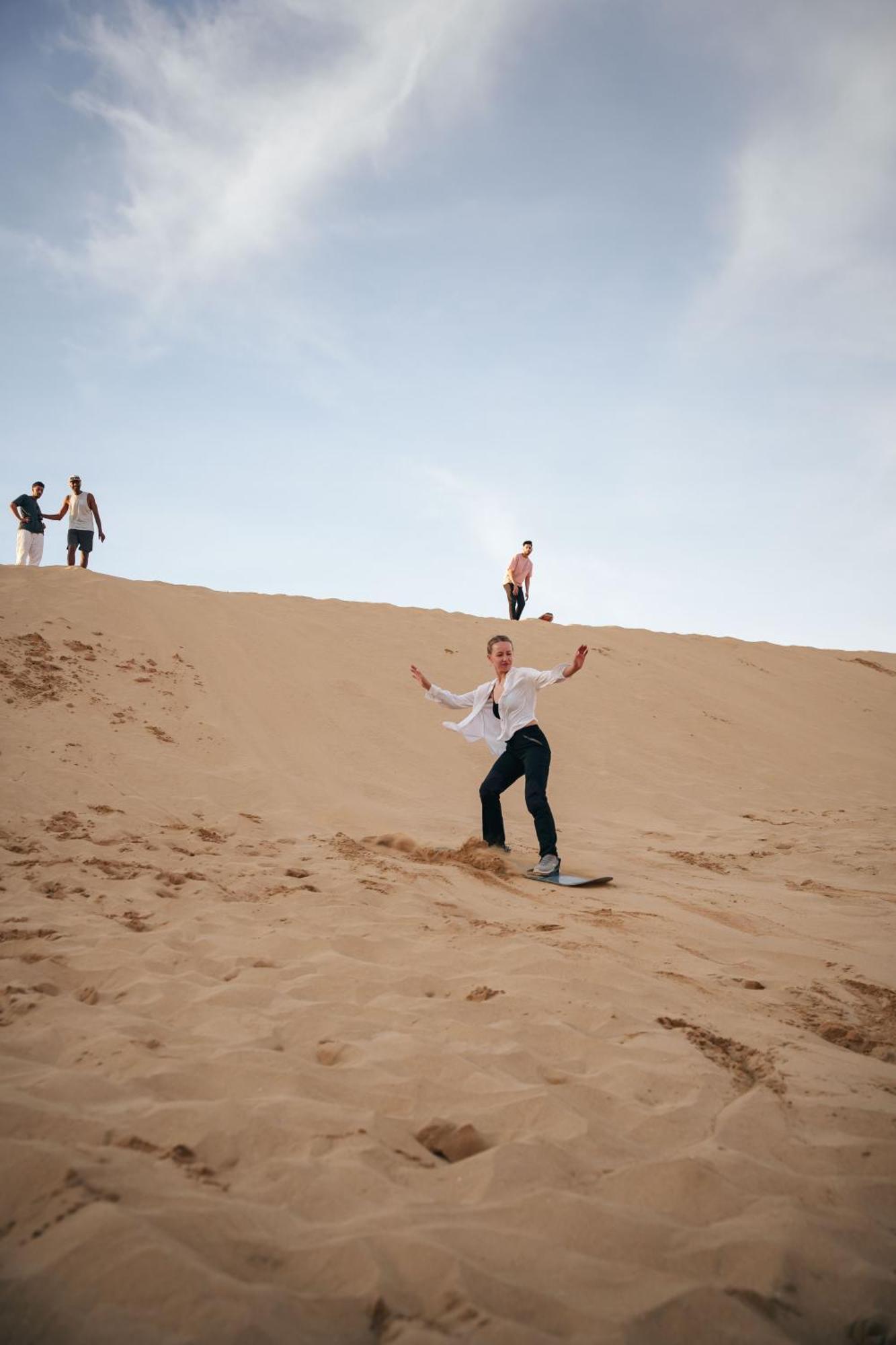 Sable Beach Surf Camp Tamraght Esterno foto